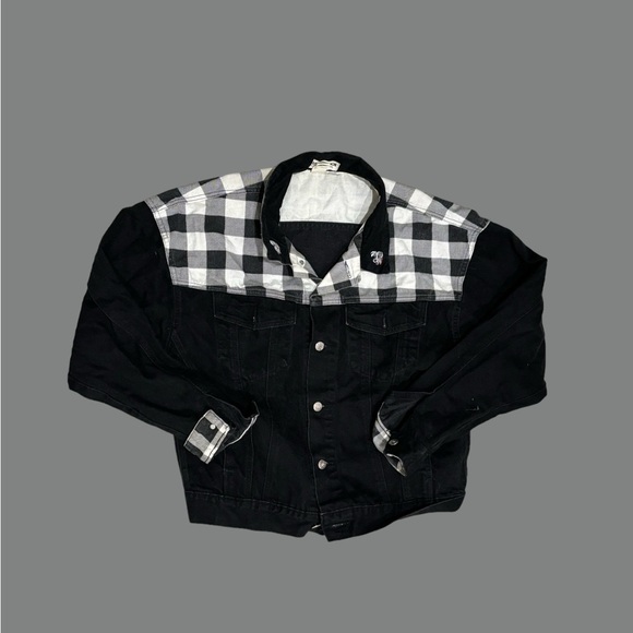 Vintage 90’s Disney 101 Dalmatians Denim Jacket - Picture 1 of 3